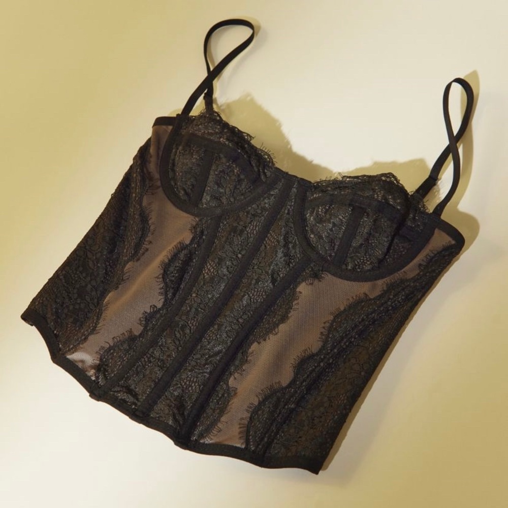 NWT out from under modern love corset black